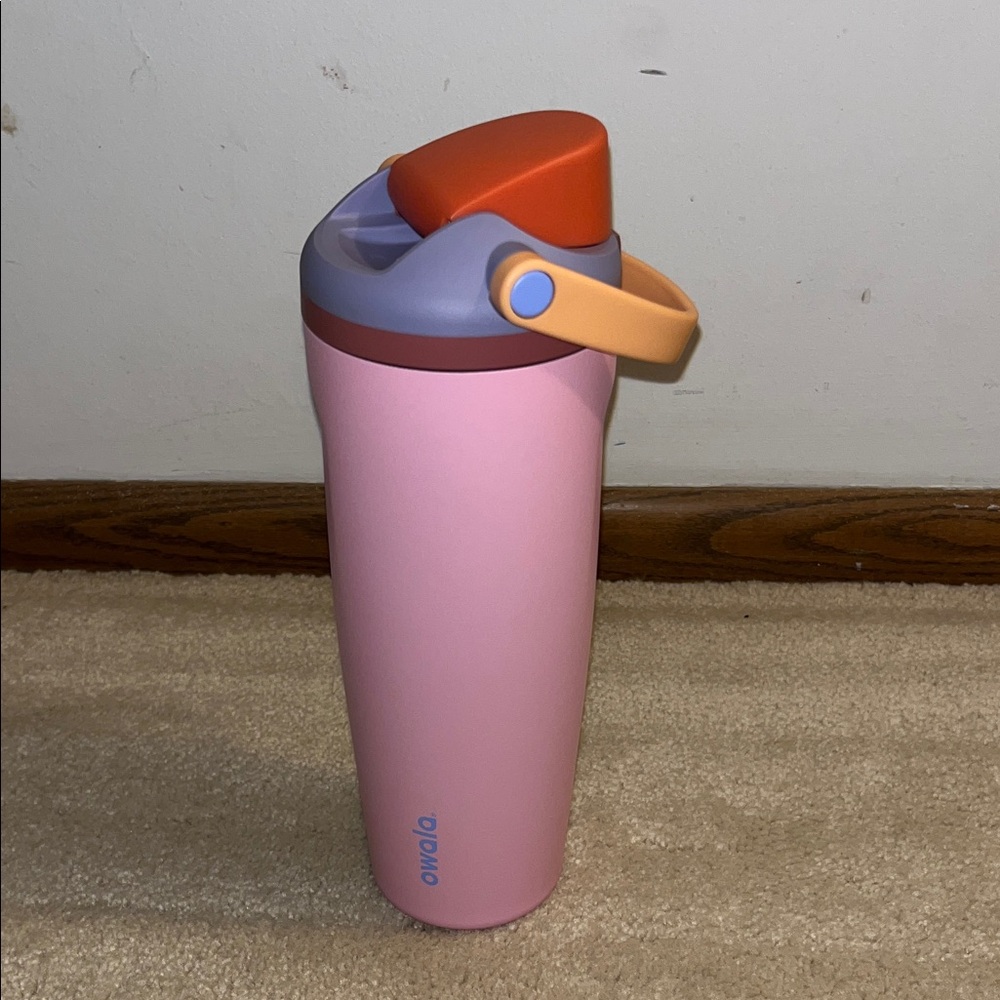 Never Been Used-Owala 30 oz FreeSip SWAY Stainless Steel Water Bottle Kickflip - Picture 2 of 3